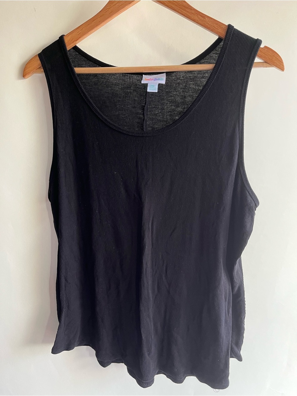 Lularoe Black Tank Top Shirt Sz 2XL XXL Sleeveless Ribbed EUC